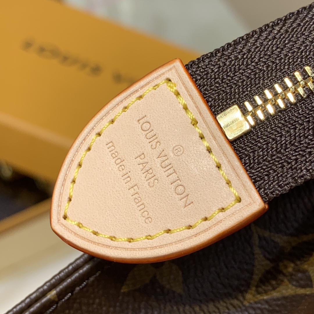 Louis Vuitton LV Toiletry Pouch 19 M47544