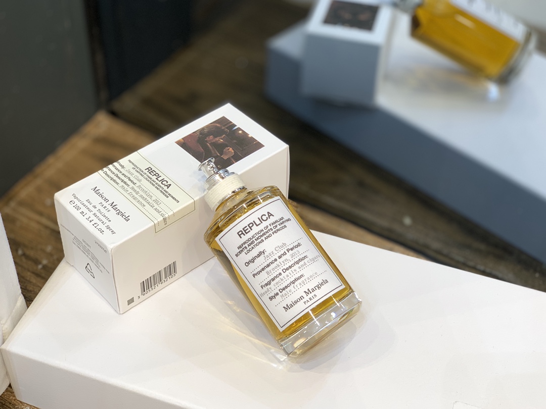 Maison Margiela Haute Couture Artisanal Perfumery Haute Fragrance Scent 2