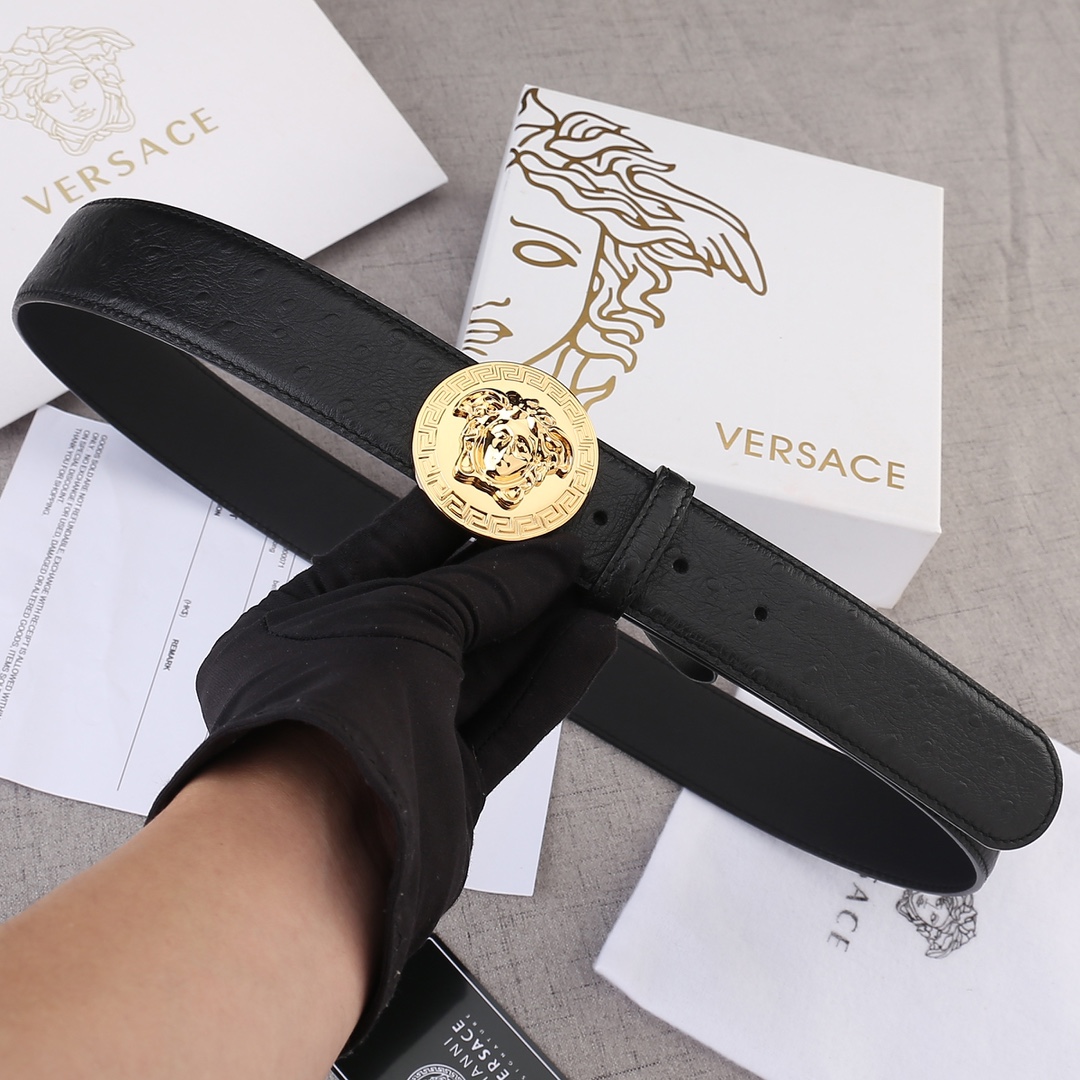 VERSACE（范思哲）爆款鸵鸟纹皮底/双面头层、采用精挑细选进口牛皮，手感柔软细腻/商务既有时尚的男士腰带火爆中！宽度