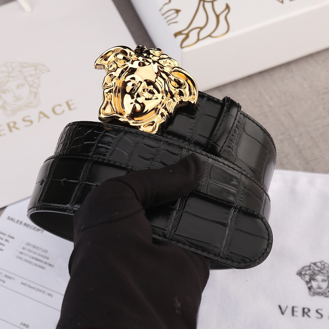 VERSACE（范思哲）爆款🐊鳄鱼纹/双面头层、采用精挑细选进口牛皮，手感柔软细腻/做工精致与专柜1:1品质！商务既有时