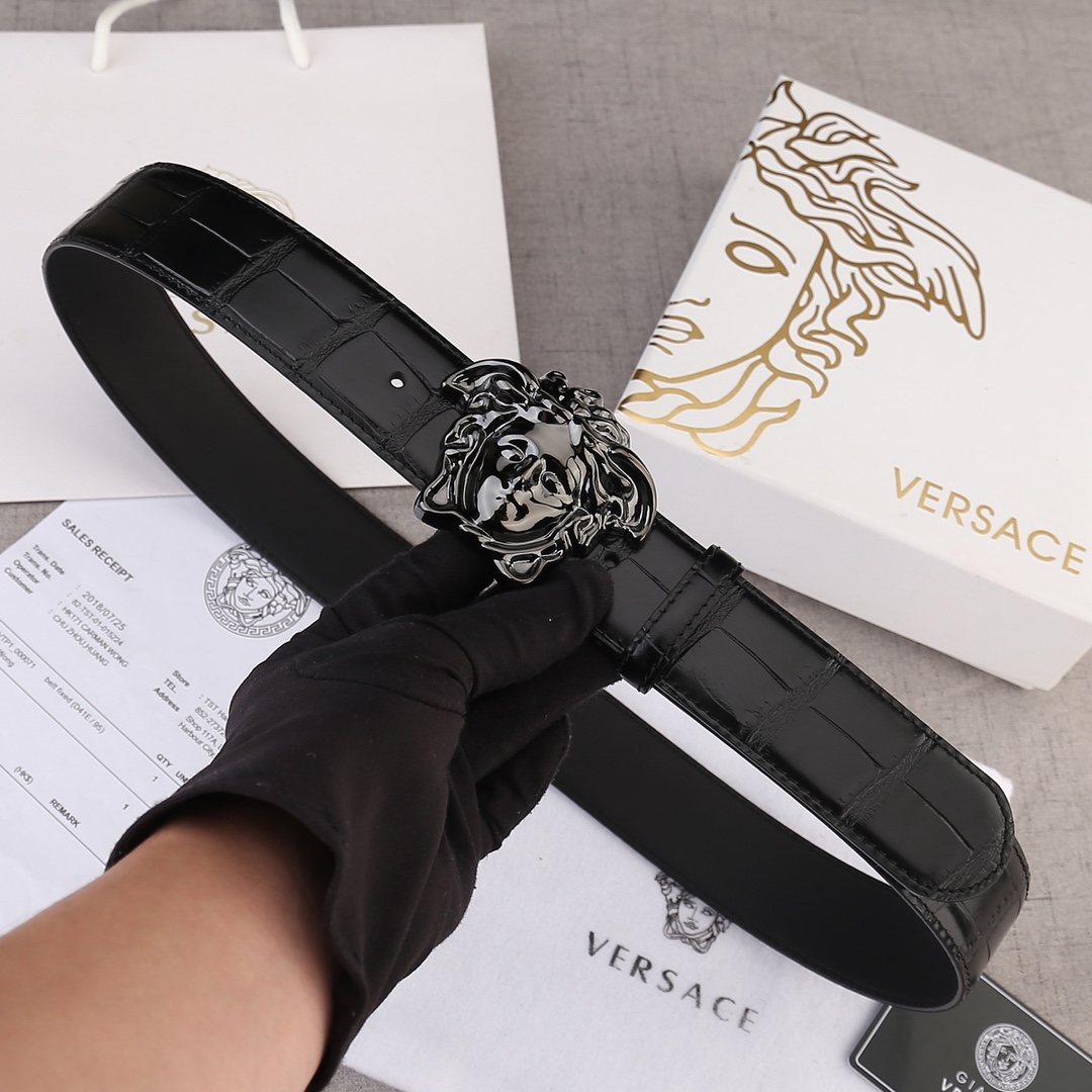 VERSACE（范思哲）爆款🐊鳄鱼纹/双面头层、采用精挑细选进口牛皮，手感柔软细腻/做工精致与专柜1:1品质！商务既有时