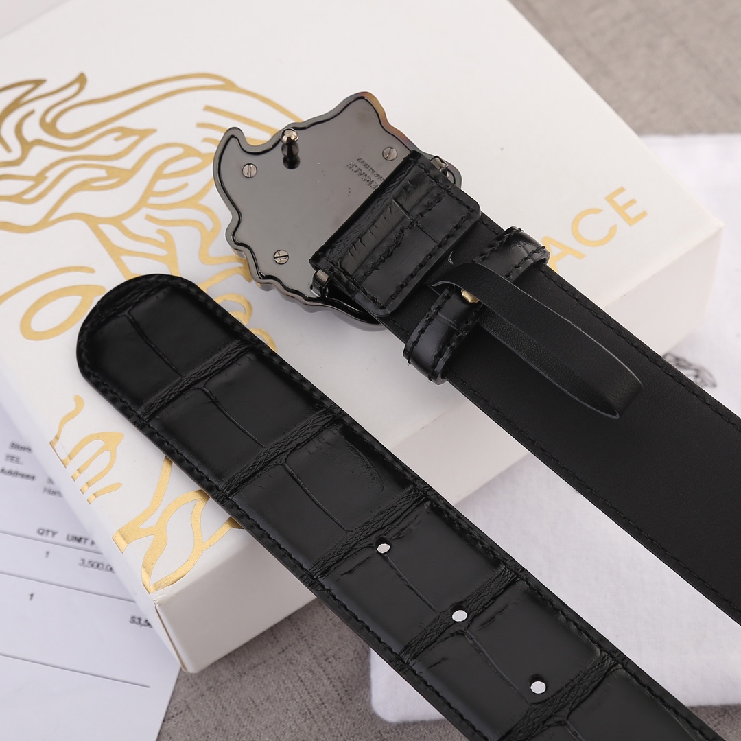 VERSACE（范思哲）爆款🐊鳄鱼纹/双面头层、采用精挑细选进口牛皮，手感柔软细腻/做工精致与专柜1:1品质！商务既有时