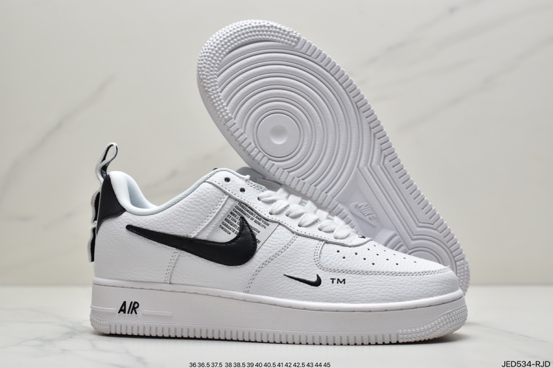 150 耐克Nike Air Force 1 ′07 Low Premium”White/Black” 全板鞋 AJ7747-100