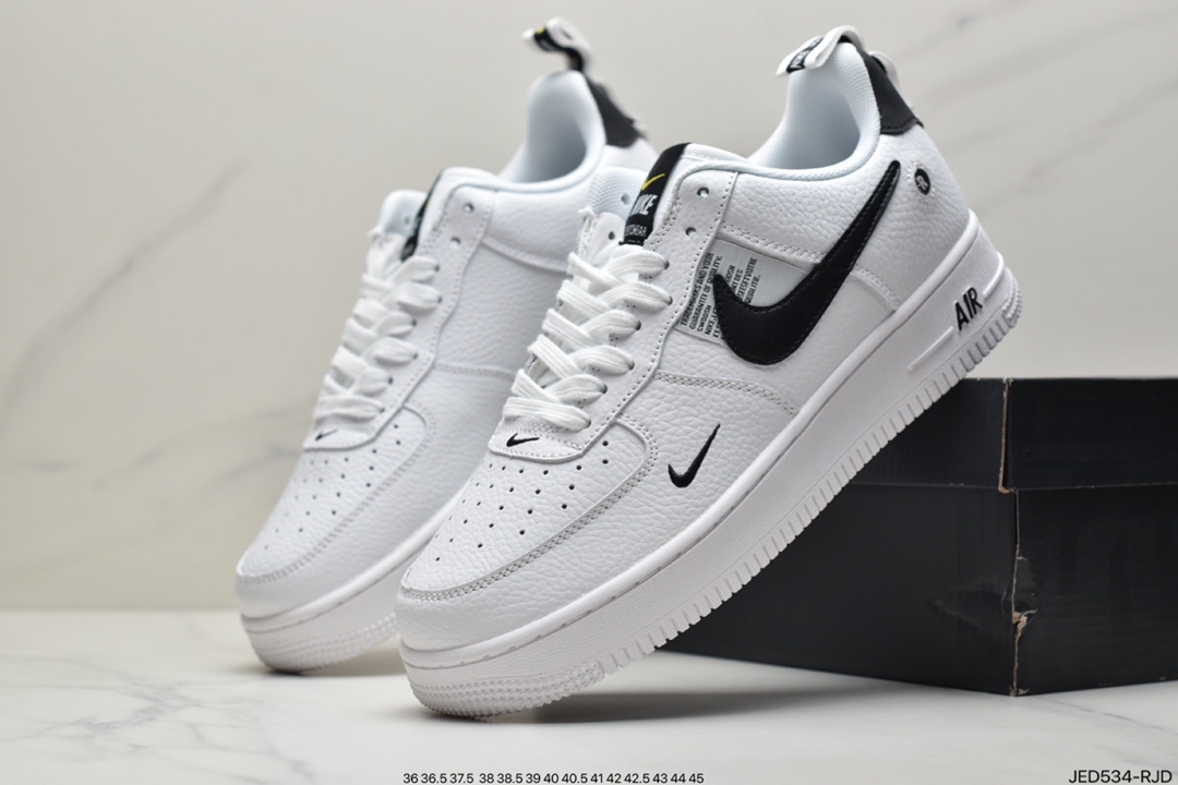 150 耐克Nike Air Force 1 ′07 Low Premium”White/Black” 全板鞋 AJ7747-100
