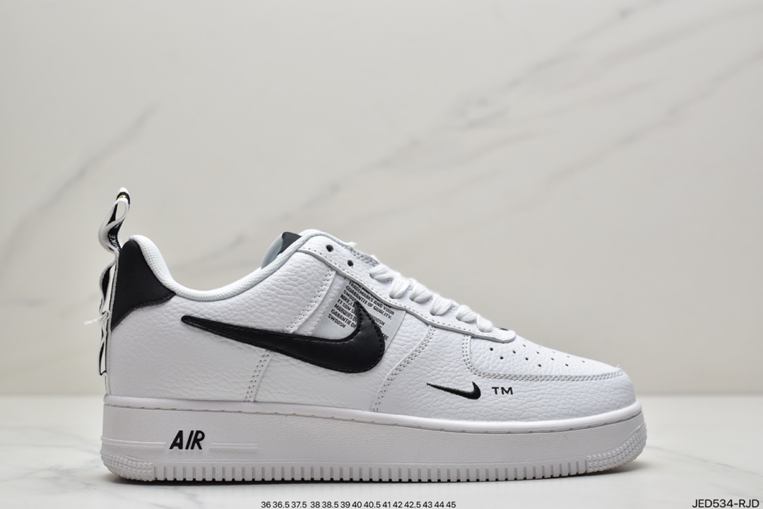 150 耐克Nike Air Force 1 ′07 Low Premium”White/Black” 全板鞋 AJ7747-100