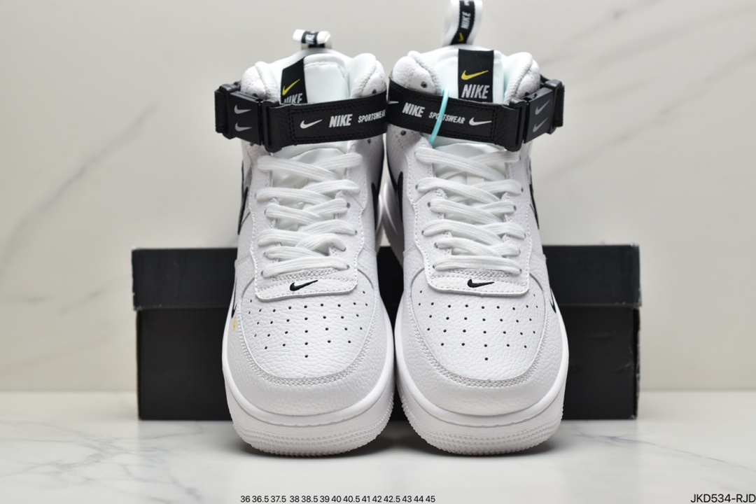 160 耐克Nike Air Force 1 ′07 Low Premium”White/Black” 全气垫板鞋804609