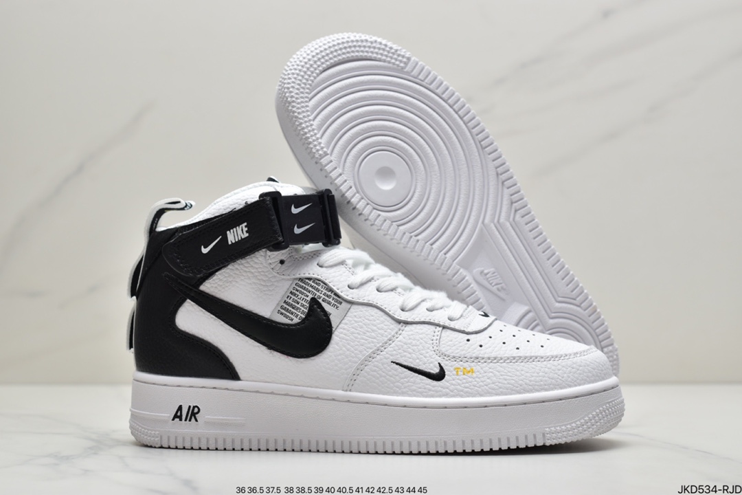 160 耐克Nike Air Force 1 ′07 Low Premium”White/Black” 全气垫板鞋804609