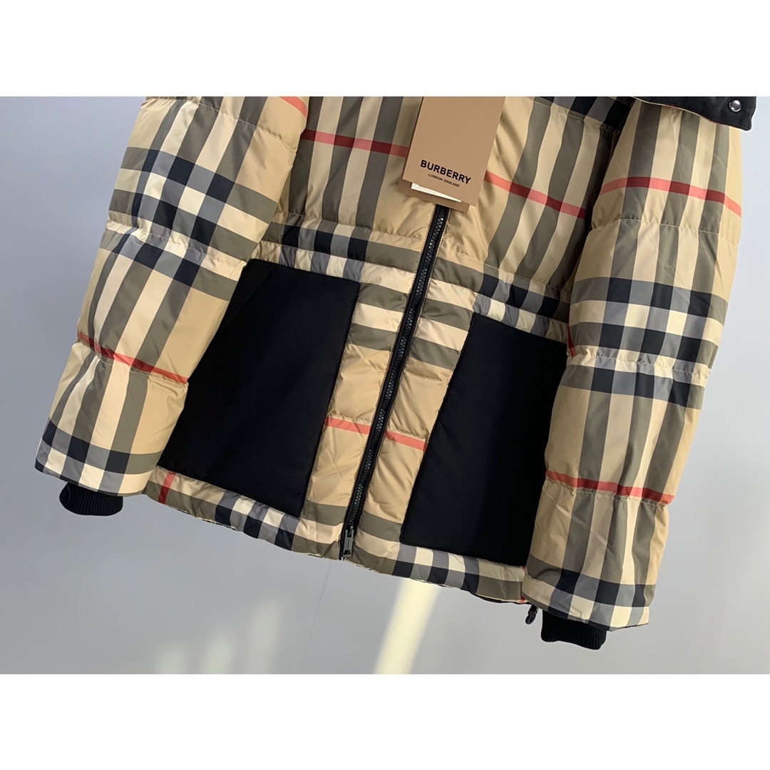 BURBERRY格纹羽绒服天内可换码