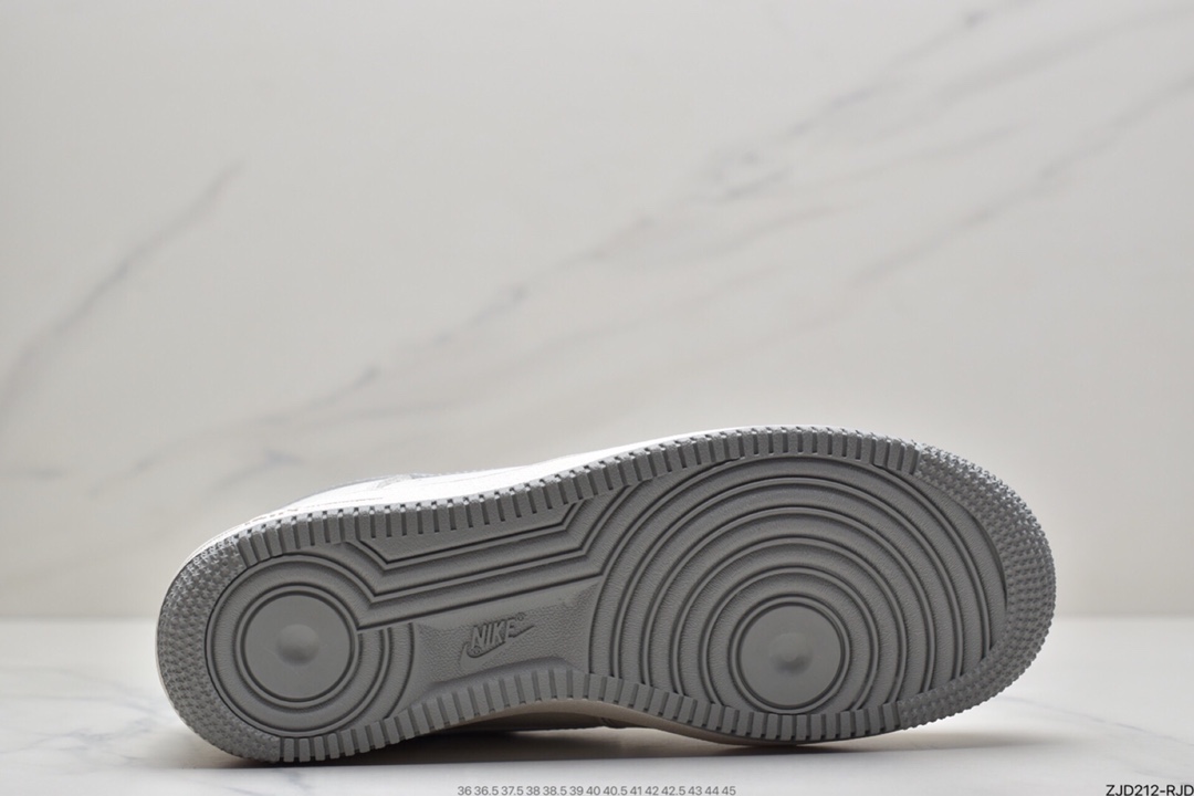 240 耐克Nike Air Force 1’ 07 空军版型CH1808-006