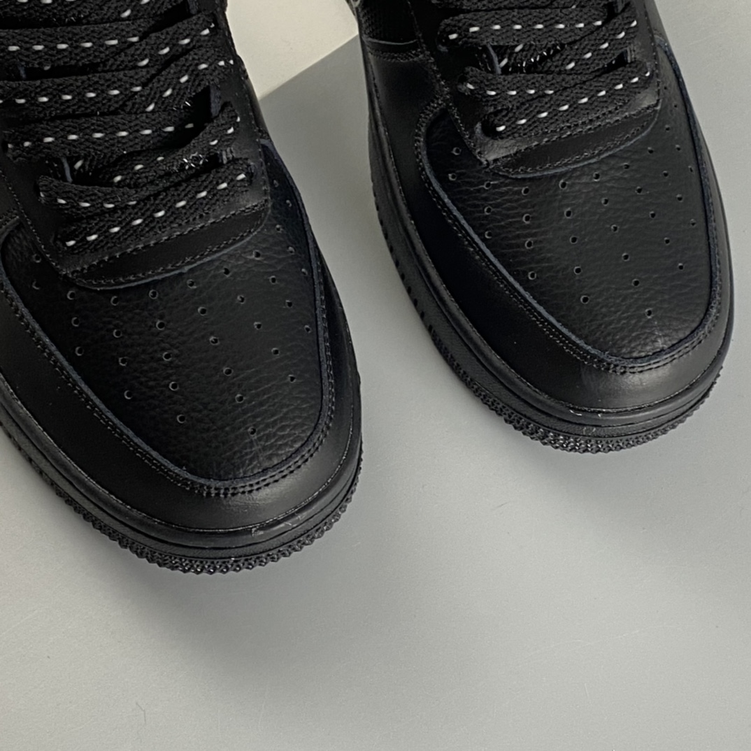 P200 NIKE Air Force 1’07 Low 空军一号低帮休闲板鞋 DO6389-001