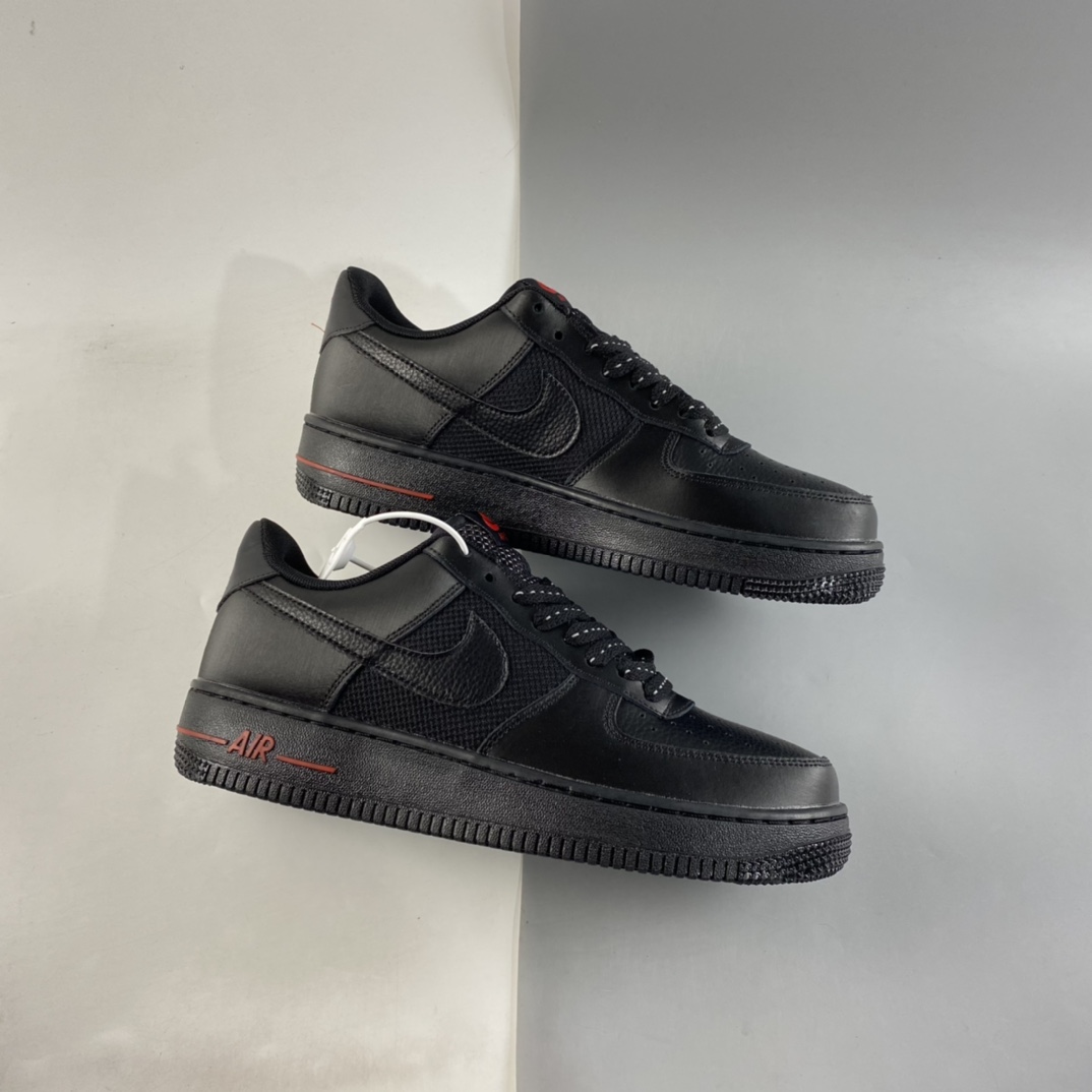 P200 NIKE Air Force 1’07 Low 空军一号低帮休闲板鞋 DO6389-001