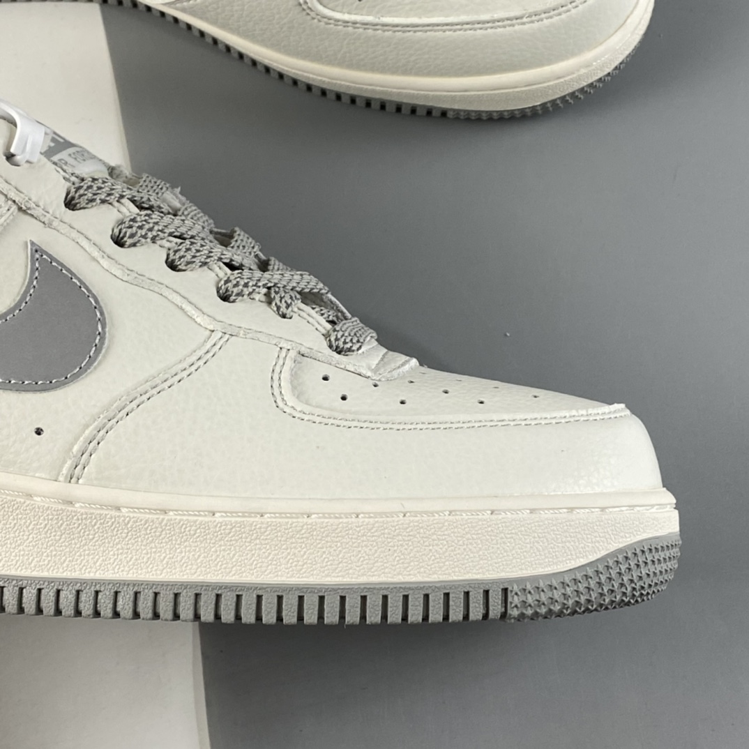 P240   Kith×Nike Air Force 1 Low “NYC”米灰满天星 空军一号低帮休闲板鞋 CH1808-006