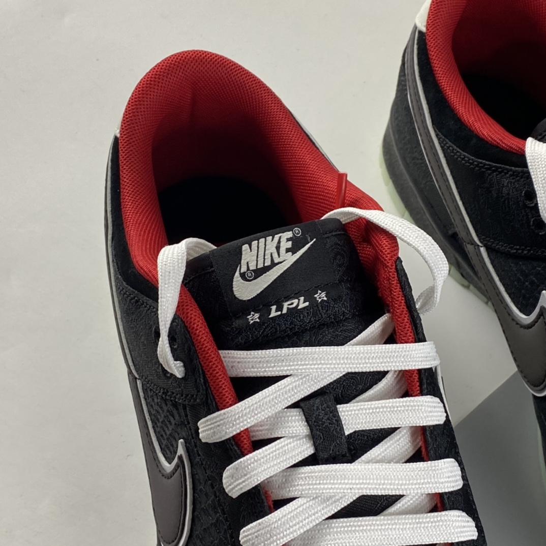 P400  LPL x NIKE SB Dunk Low ”League Of Legends Pro League” 扣篮系列低帮休闲运动滑板鞋 DO2327-011