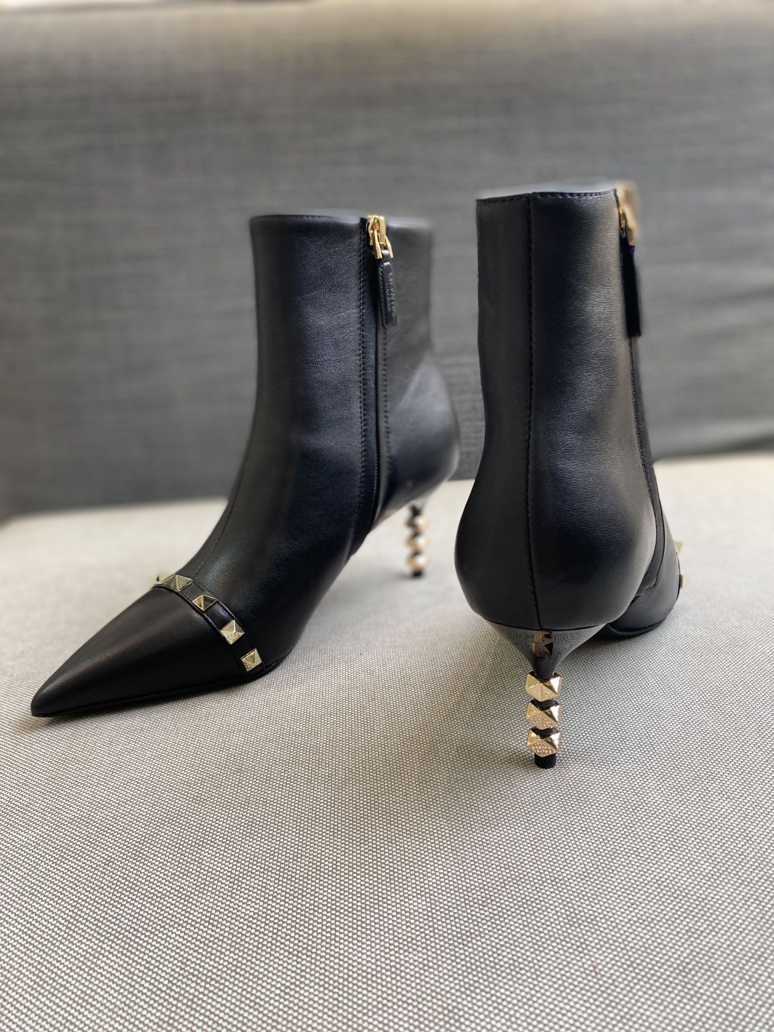 Valentino Classic Luxury Leather Shoe Loafer Ref 8