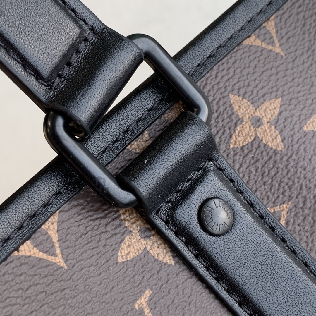 Louis Vuitton LV Weekend Tote PM M45734