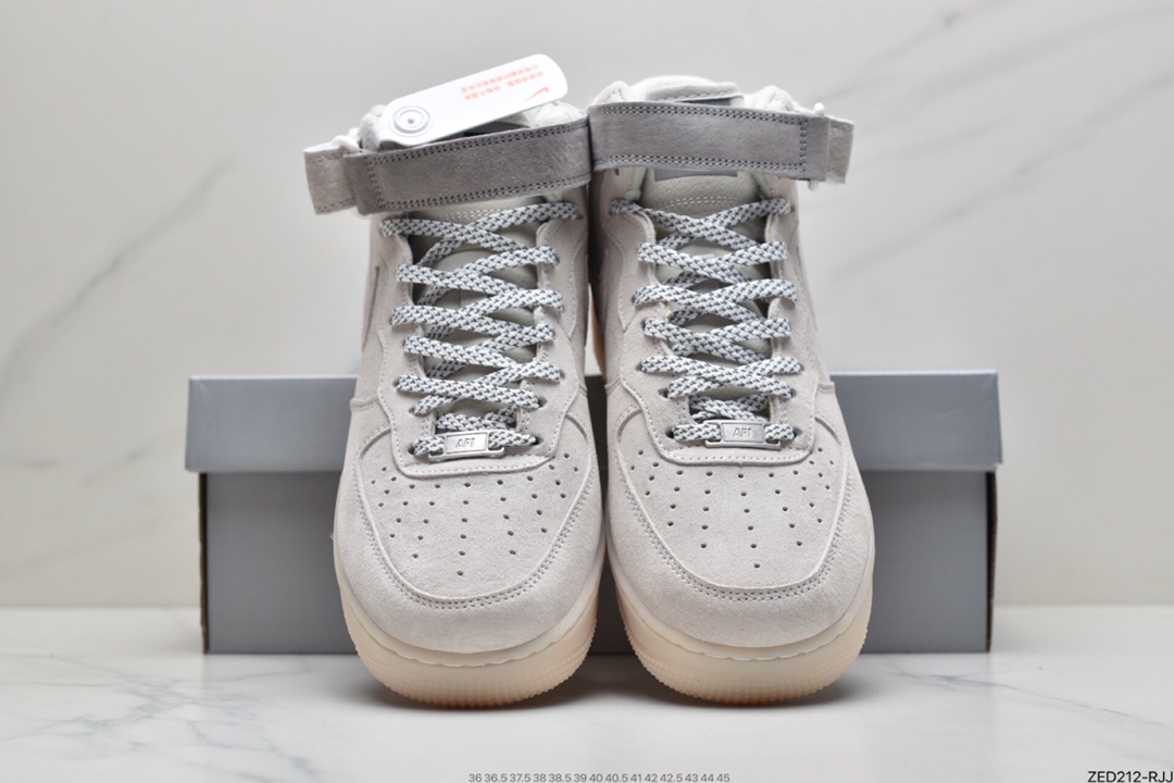 260 空军卫冕冠军联名款 Nike Air Force1 Mid x Reigning Champ 空军一号中帮运动休闲板鞋 807618-200