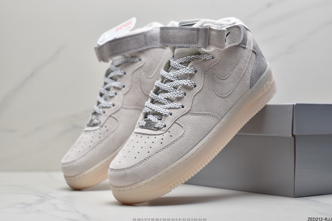260 空军卫冕冠军联名款 Nike Air Force1 Mid x Reigning Champ 空军一号中帮运动休闲板鞋 807618-200