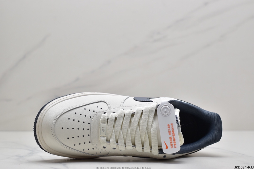 160 耐克 Nike Air Force 1 ‘07  空军 一号低帮百搭休闲运动板鞋CT7875-994
