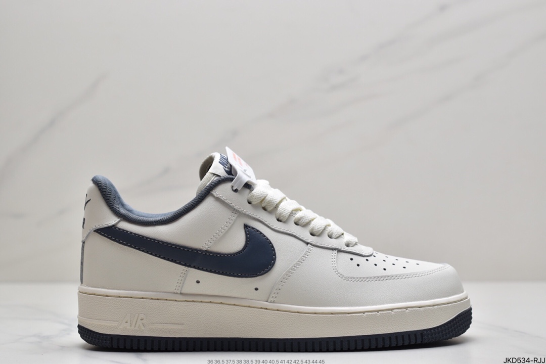 160 耐克 Nike Air Force 1 ‘07  空军 一号低帮百搭休闲运动板鞋CT7875-994