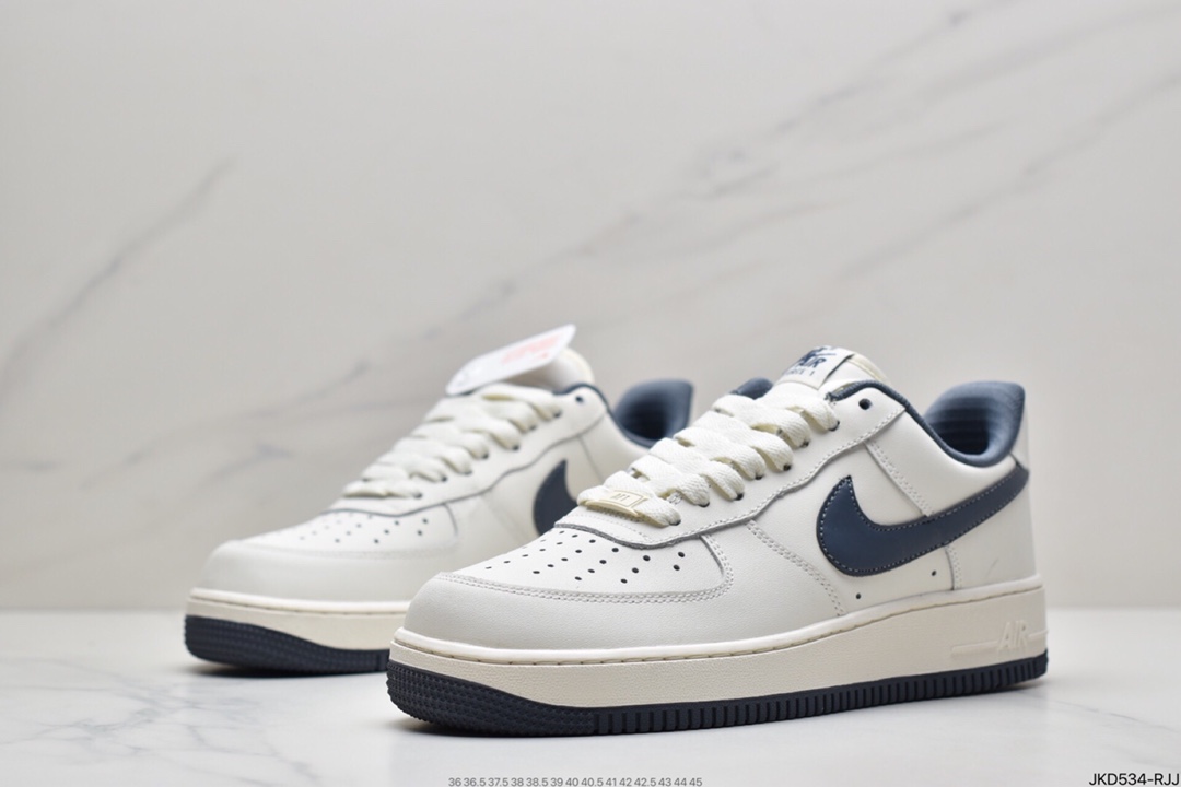 160 耐克 Nike Air Force 1 ‘07  空军 一号低帮百搭休闲运动板鞋CT7875-994