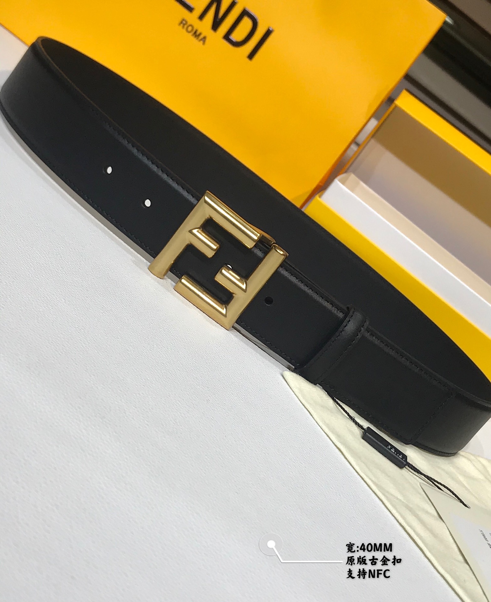 Fendi 五金做工精细 线条流畅 表面光滑 𝐙𝐏电镀工艺 香港通关【𝐇𝐀𝐀𝐒】 进口皮料