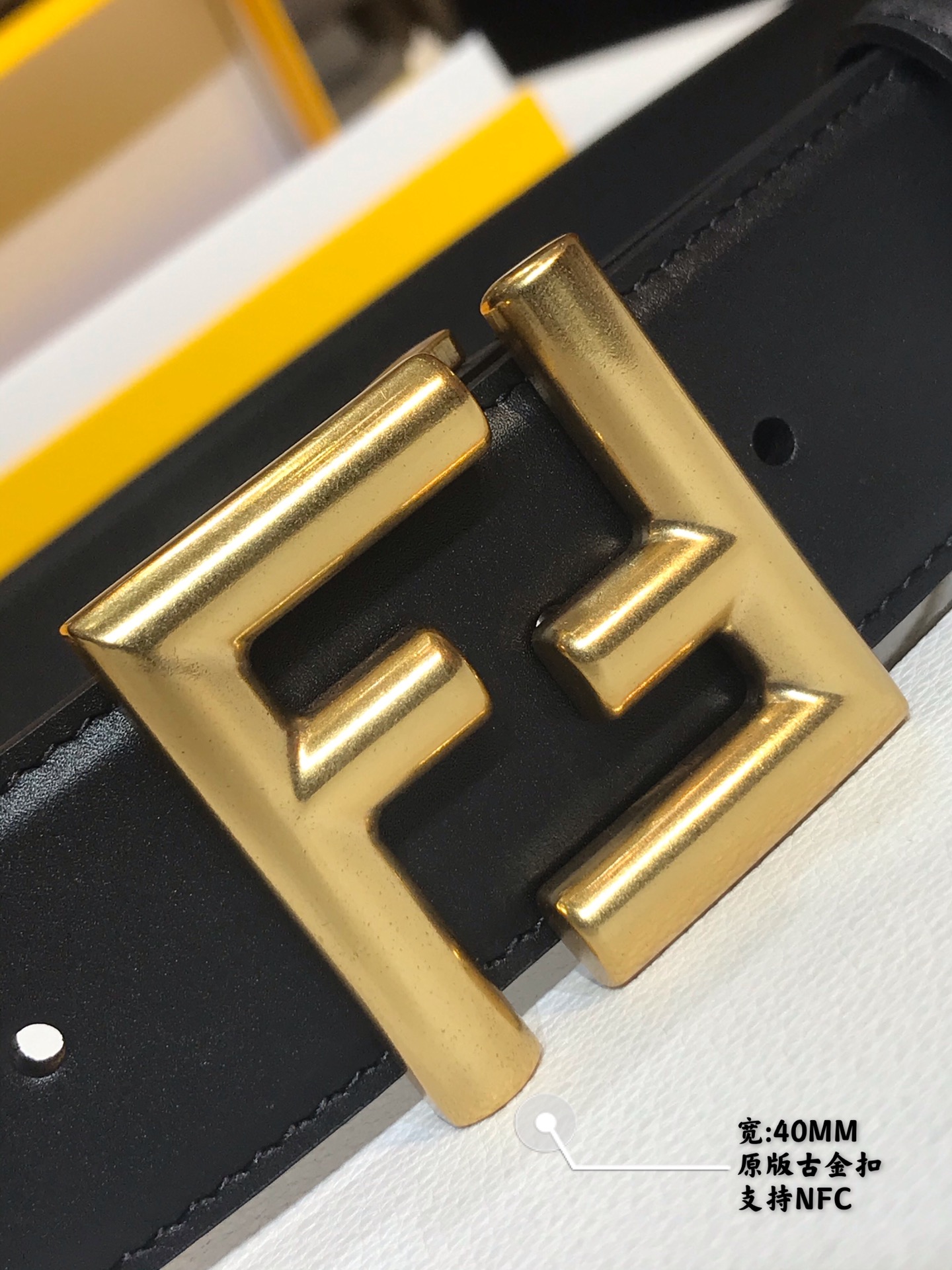 Fendi 五金做工精细 线条流畅 表面光滑 𝐙𝐏电镀工艺 香港通关【𝐇𝐀𝐀𝐒】 进口皮料