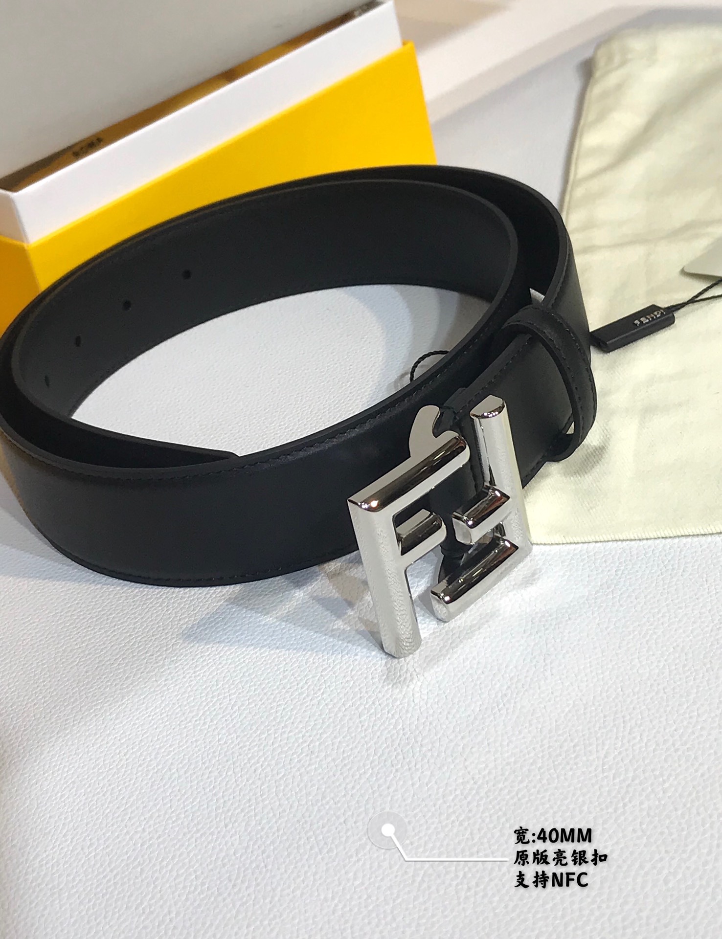 Fendi 五金做工精细 线条流畅 表面光滑 𝐙𝐏电镀工艺 香港通关【𝐇𝐀𝐀𝐒】 进口皮料