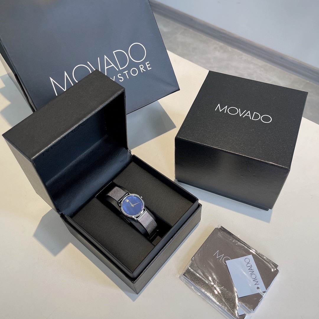 Часы Movado