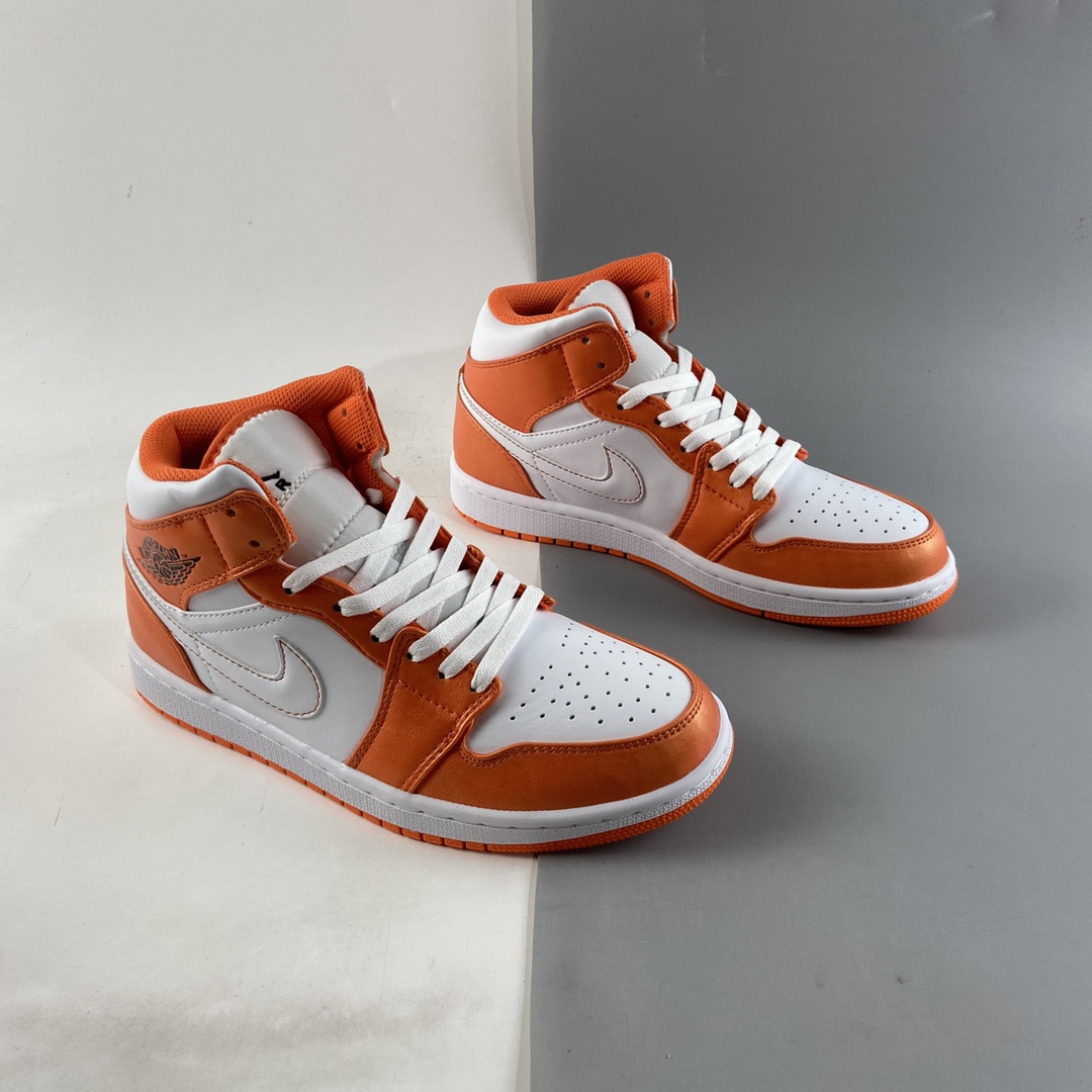 P240  Air Jordan 1 Mid AJ1 乔1 中帮百搭休闲运动板鞋 DM3531-800