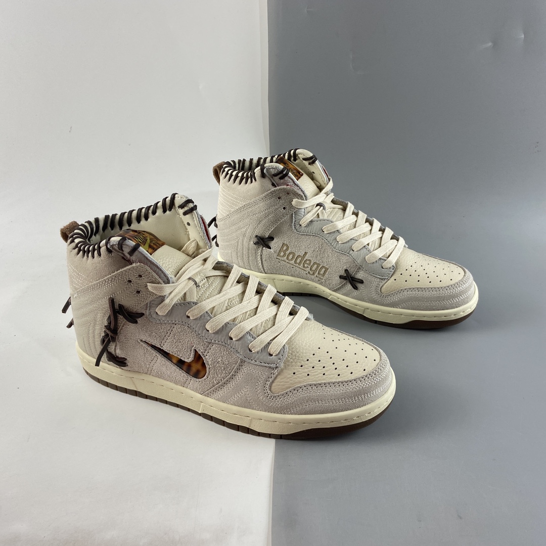 P450  Bodegar X NIKE SB Dunk High”Sail/Friends and Family”扣篮系列高帮休闲运动滑板板鞋 CZ8125-100