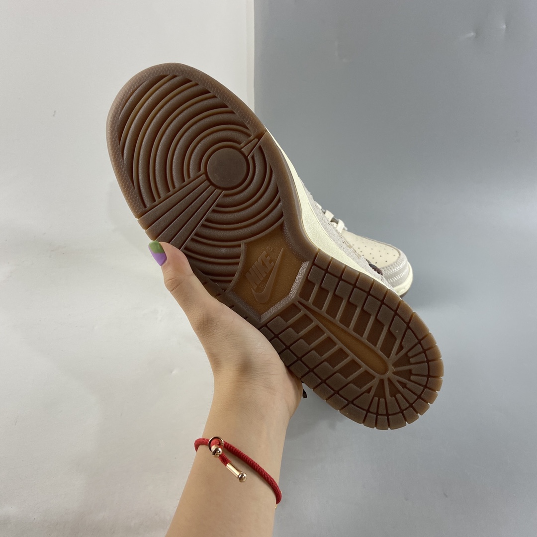 P450  Bodegar X NIKE SB Dunk High”Sail/Friends and Family”扣篮系列高帮休闲运动滑板板鞋 CZ8125-100