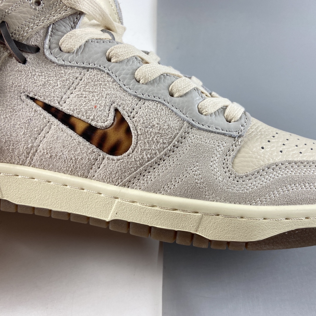 P450  Bodegar X NIKE SB Dunk High”Sail/Friends and Family”扣篮系列高帮休闲运动滑板板鞋 CZ8125-100