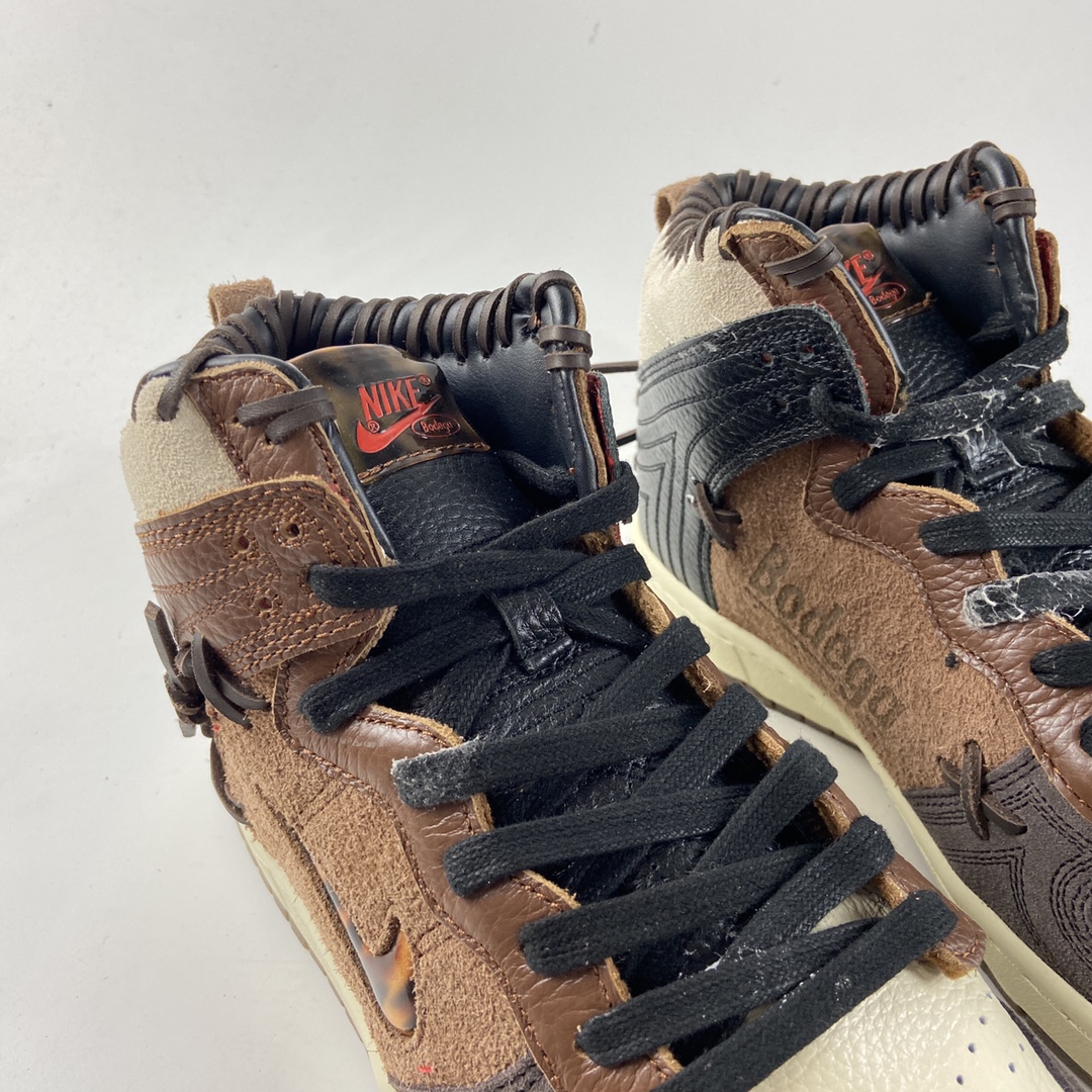 P450   Bodegar X NIKE SB Dunk High”Sail/Friends and Family”扣篮系列高帮休闲运动滑板板鞋CZ8125-200