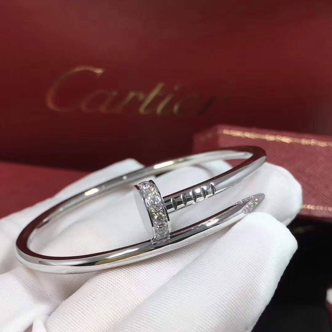 Cartier Cartier 玫瑰金 头尾钻钉子实心手镯