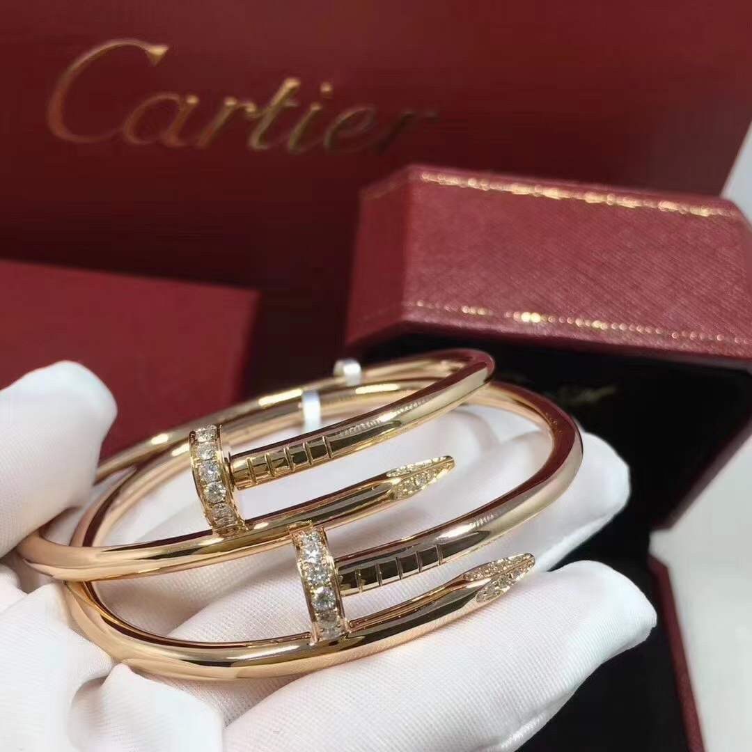Cartier Cartier 玫瑰金 头尾钻钉子实心手镯
