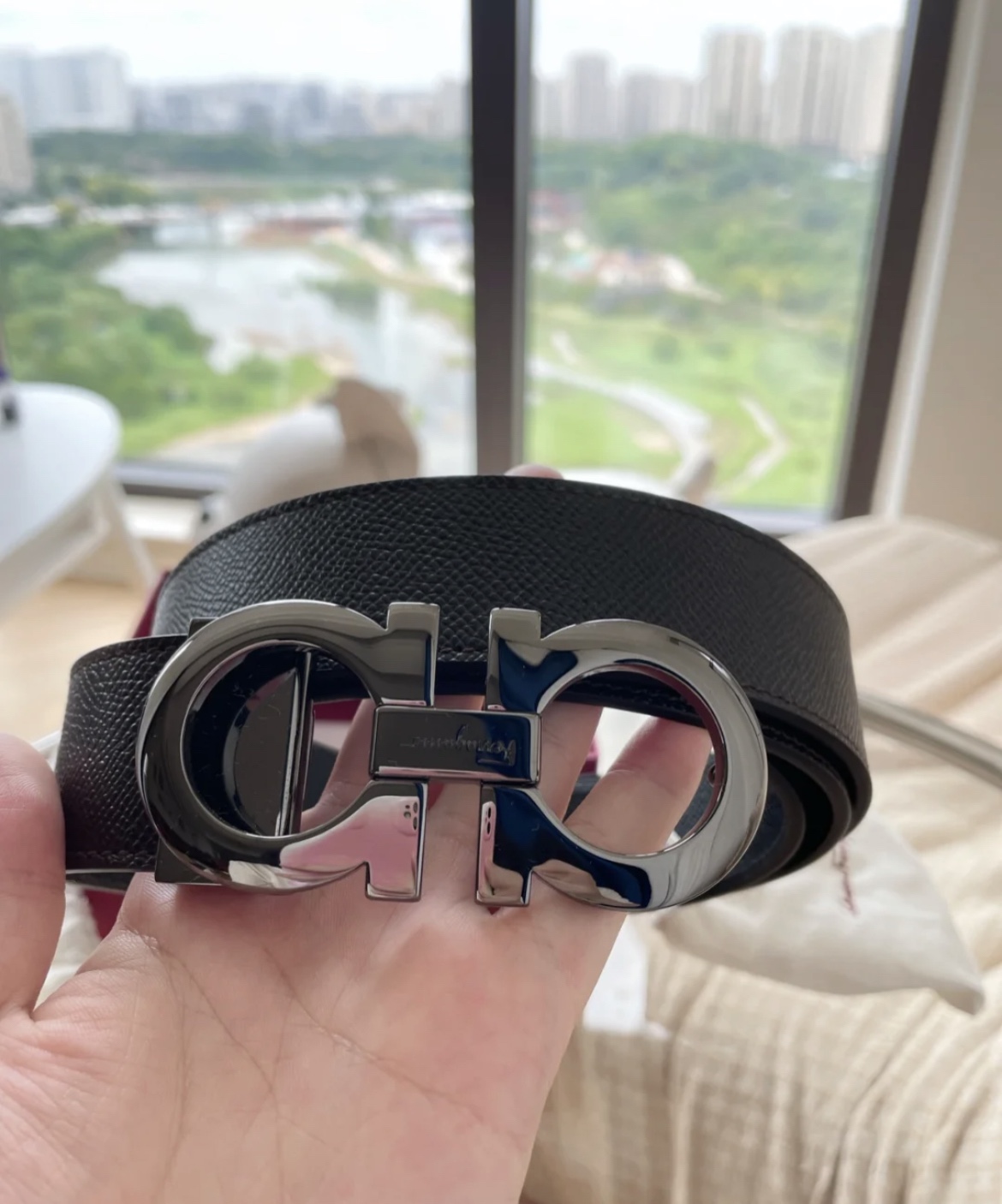 Ferragamo 国现 Ferragamo菲拉格慕 男士皮带 枪色黑棕 双面可用，可自由裁剪 尺码更合身，附件