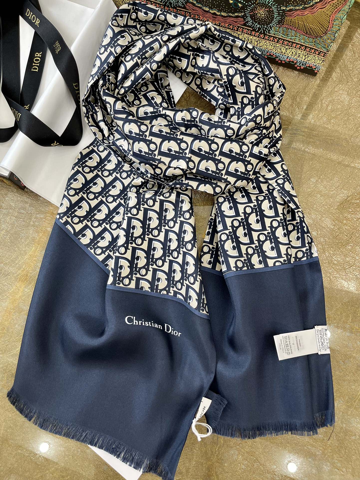 Dior迪奥100%真丝MITZAH “TOILE OBLIQUE”斜纹真丝长巾