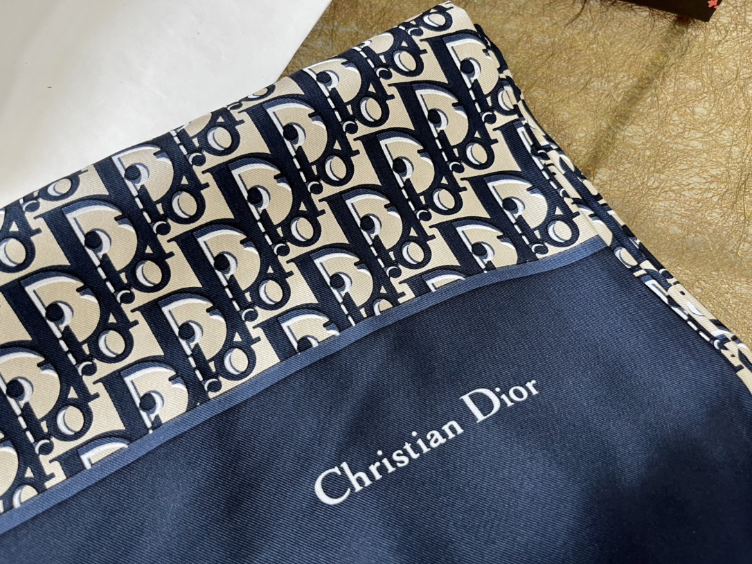 Dior迪奥100%真丝MITZAH “TOILE OBLIQUE”斜纹真丝长巾