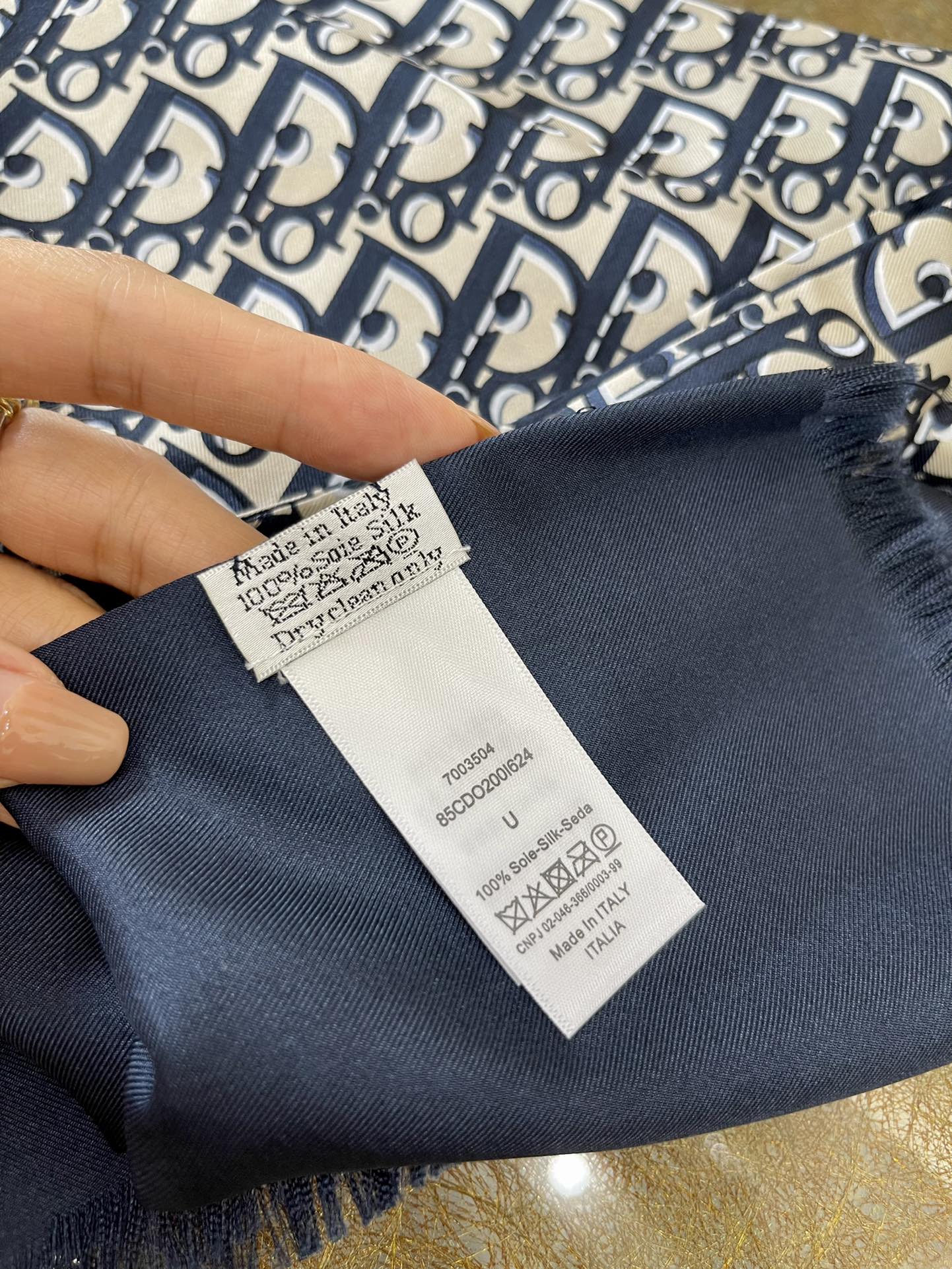 Dior迪奥100%真丝MITZAH “TOILE OBLIQUE”斜纹真丝长巾