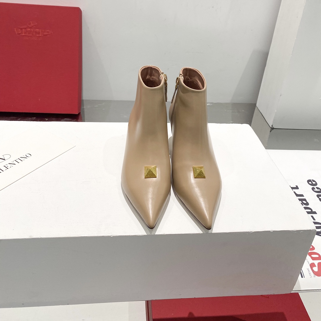 Valentino Pointed Toe Ankle Boots Calfskin Nude