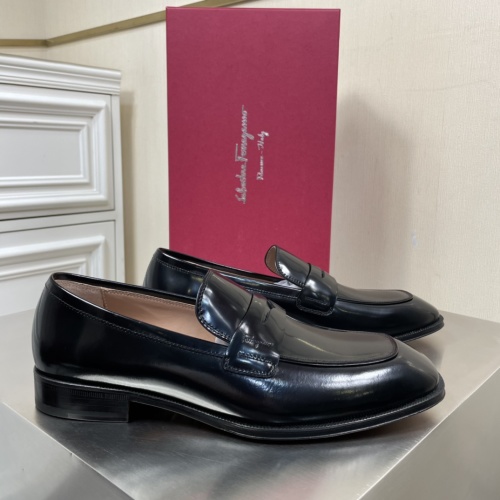 Salvatore Ferragamo Men's Penny Loafers, Italian Leather, Almond Toe – Classic Style 1 Salvatore Ferragamo Men's Penny Loafers, Italian Leather, Almond Toe – Classic Style