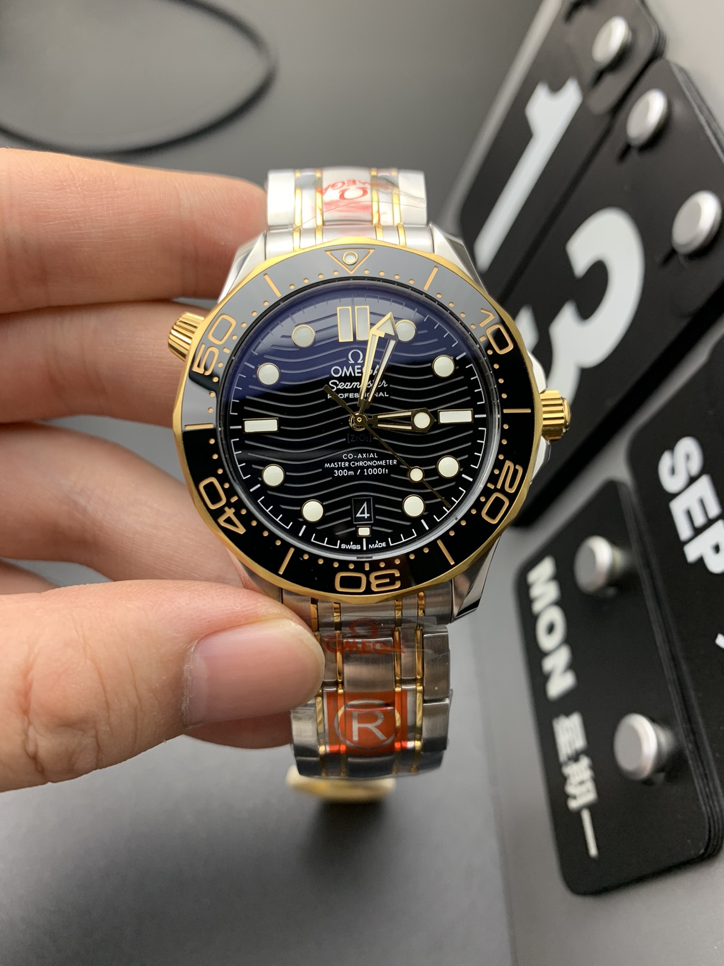 Omega OM 金海马300