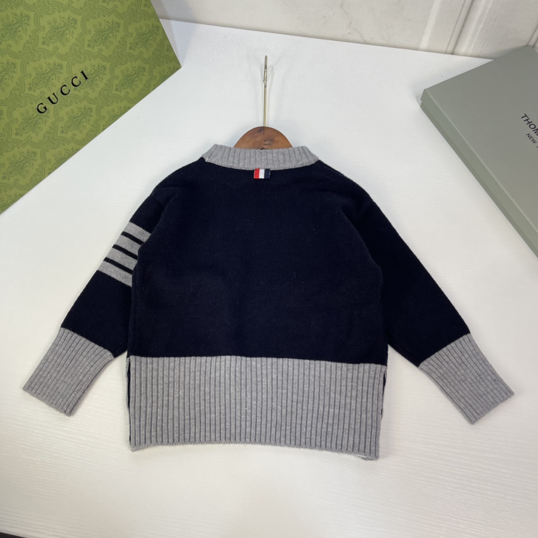 Cozy Autumn Sweater: Classic TB Style, Perfect Fit, Various Sizes Available. - 图片 7