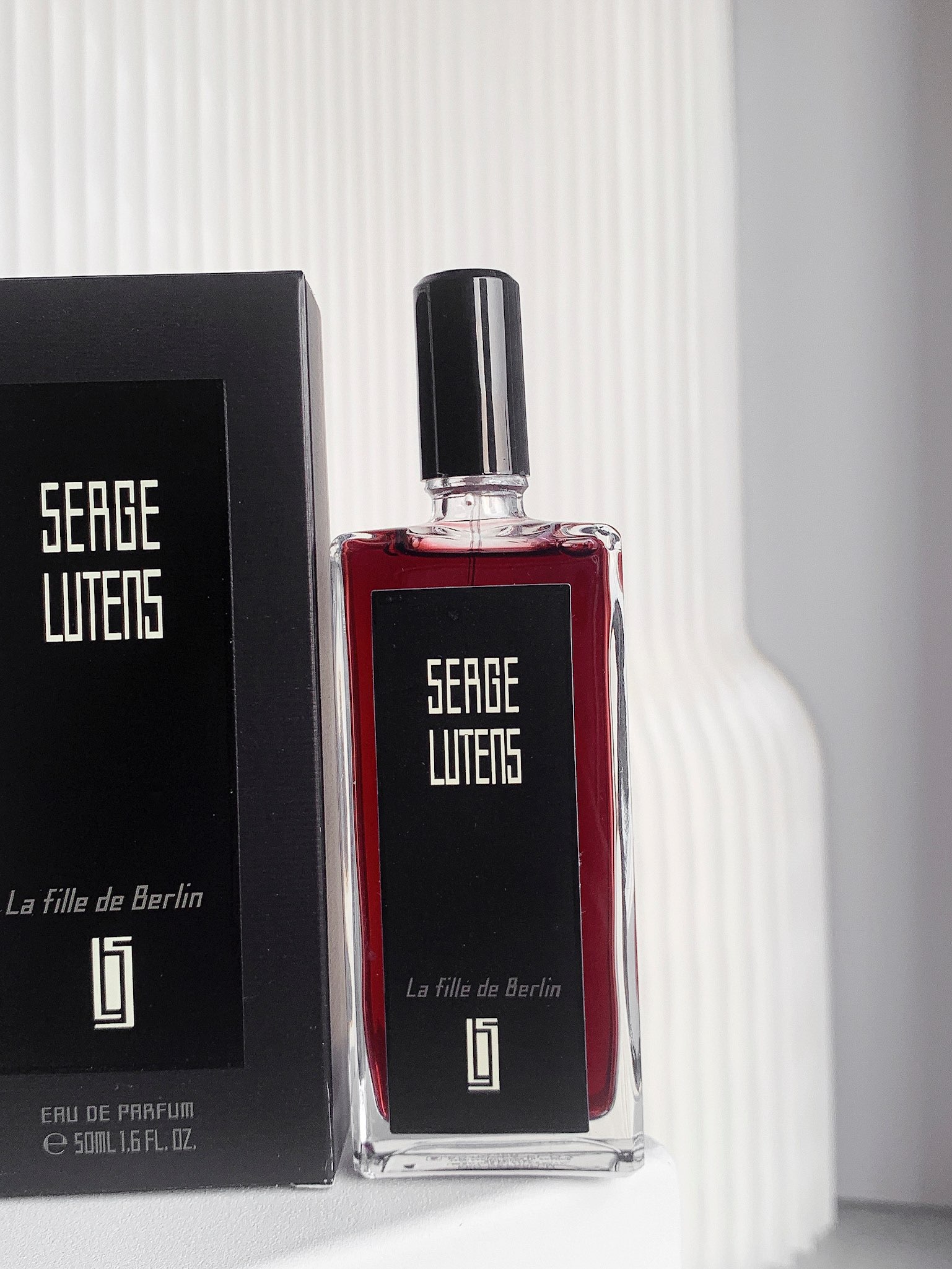 NO:811193,Sege Lutens Berlin Girl 50ml, unisex fragrance, floral oriental notes, top notes: rose geranium, middle notes: palmarosa, base notes: honey, oakmoss, patchouli, perfume19860909Sege Lutens 芦丹氏 柏林少女50ml 属性中性香 香调花香东方调 前调玫瑰 天竺葵 中调玫瑰草 后调蜂蜜 橡木苔 广藿香,香水,accessory