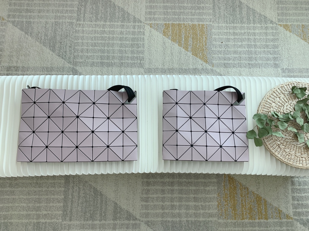 IsseyMiyake BAOBAO｜三宅一生情侣同款肩背包AG491