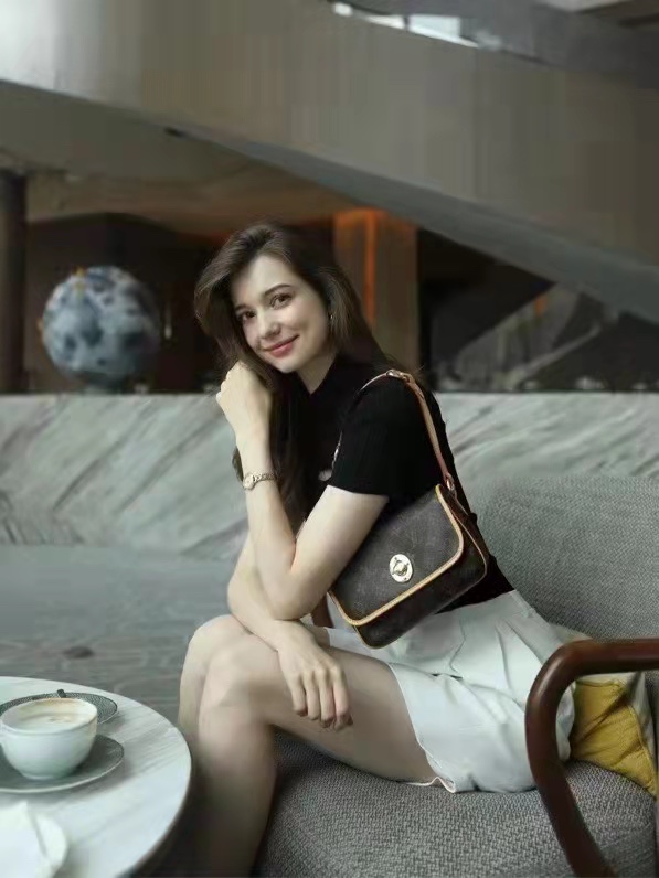 NO:176304,TikalGM-Golden Dog (Little Golden Dog) upper body renderings,19860909TikalGM-金豆豆(小金豆) 上身效果图,,Bag