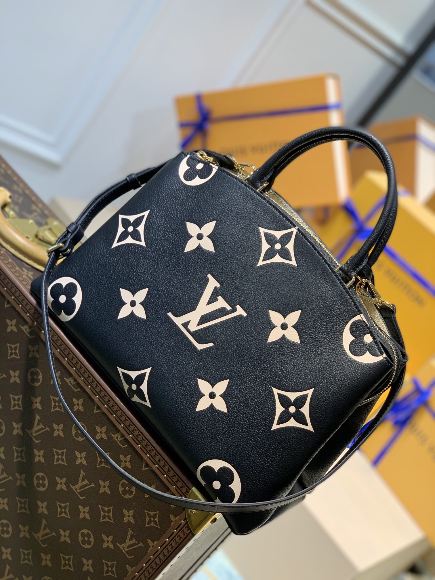 Louis Vuitton LV Grand Palais bag M45842黑色