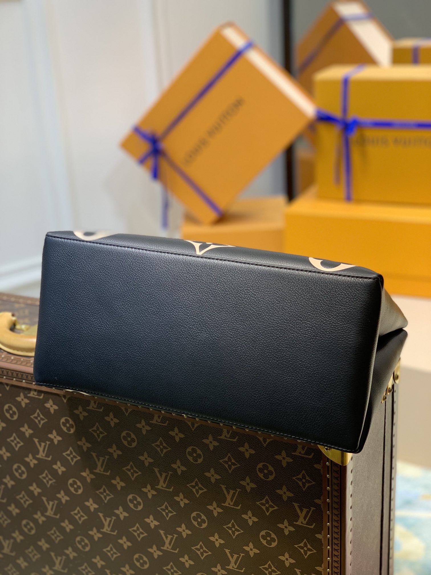 Louis Vuitton LV Grand Palais bag M45842黑色