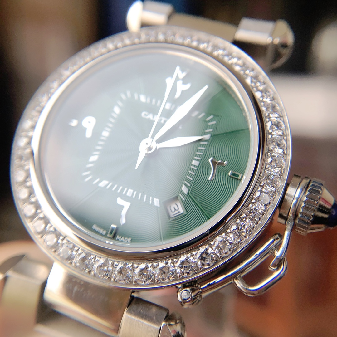 Cartier 卡地亚2021款帕莎系列腕表 最新中东限定款 墨绿色表盘 标准阿拉伯文数字 35mm表款