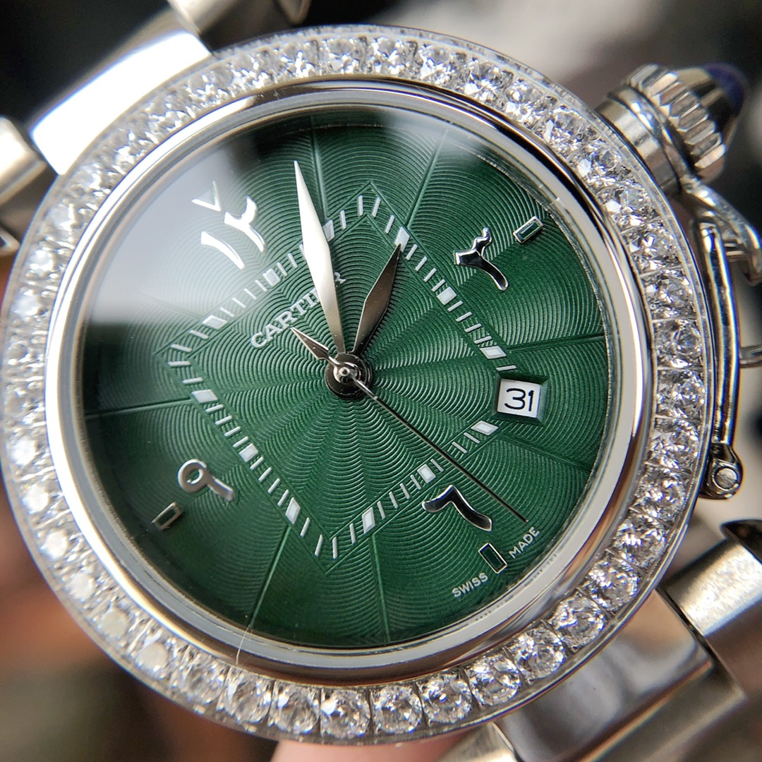 Cartier 卡地亚2021款帕莎系列腕表 最新中东限定款 墨绿色表盘 标准阿拉伯文数字 35mm表款